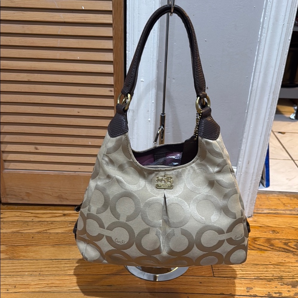 Coach Madison Maggie Signature shoulder bag